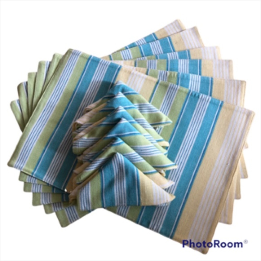 100% Cotton Woven Placemats & Napkin Set